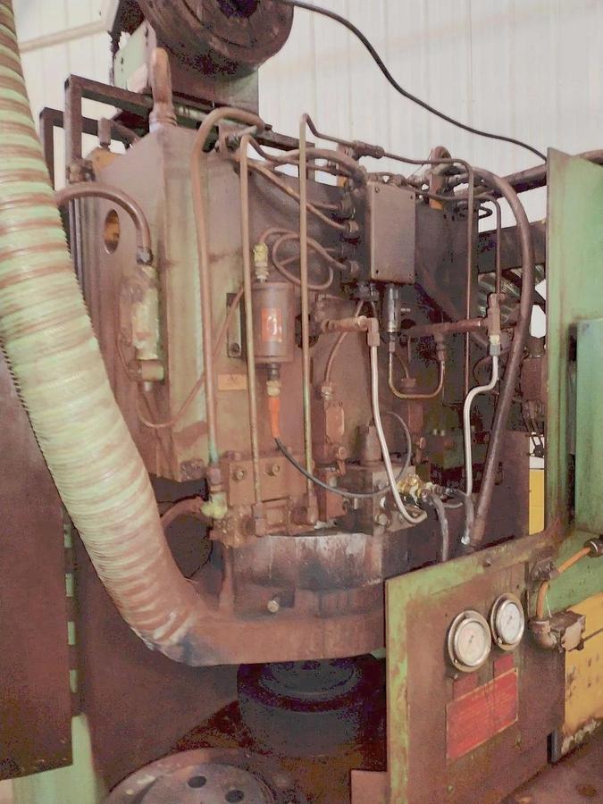 Usado 1998 BOSCH 7 STATION SURFTRAN THERMAL DEBURRING MACHINE