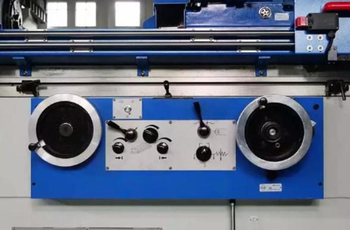 2026 IRONTECH M1432BX1000 RETIFICA CILINDRICA