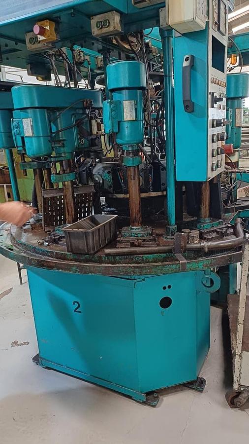 Usado 2009 ROBERT SHIN NR SOMA-213