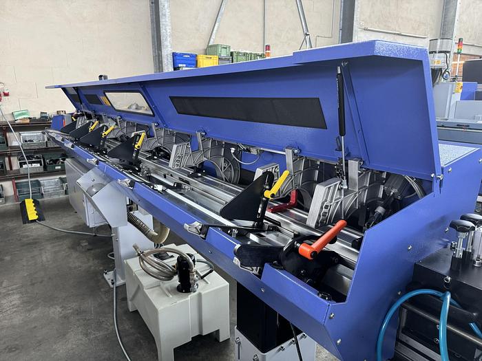 Usado 2013 Star SV32