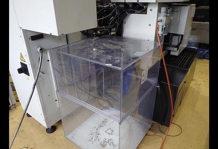 Usado 2016 FANUC RoboCut A-C400iB