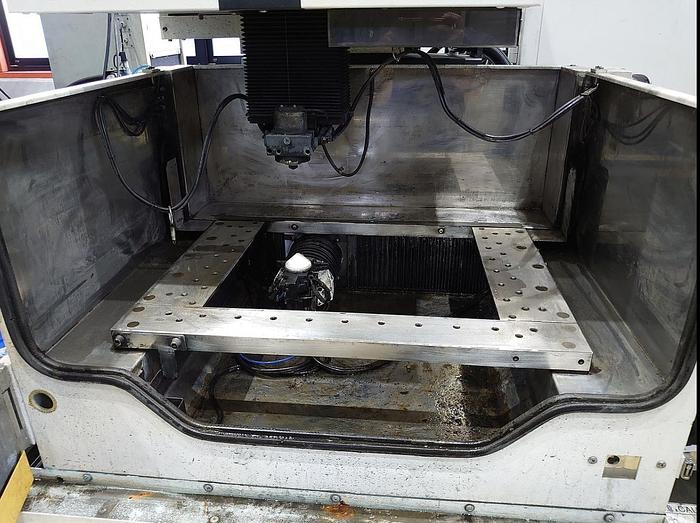 Usado 2016 FANUC RoboCut A-C400iB