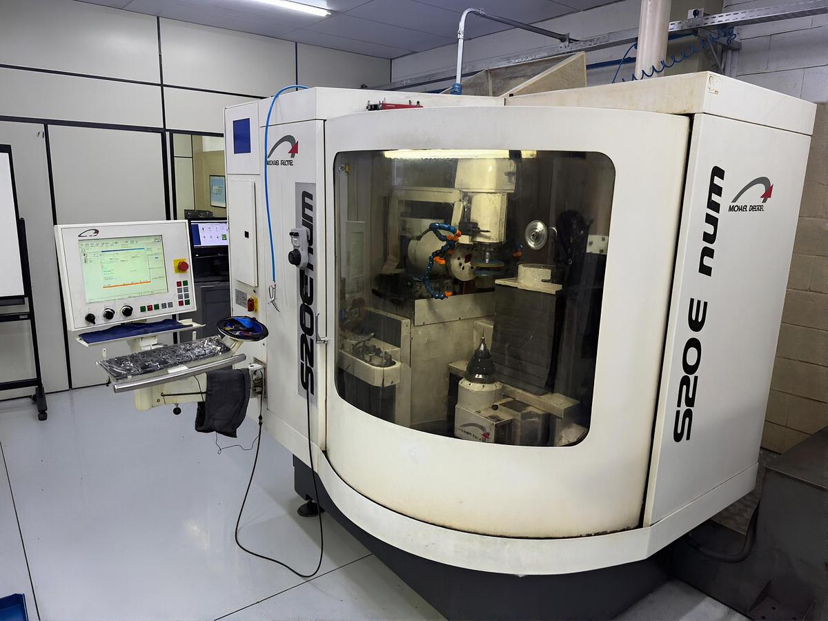 Usado 2011 MICHAEL DECKEL S20E Num