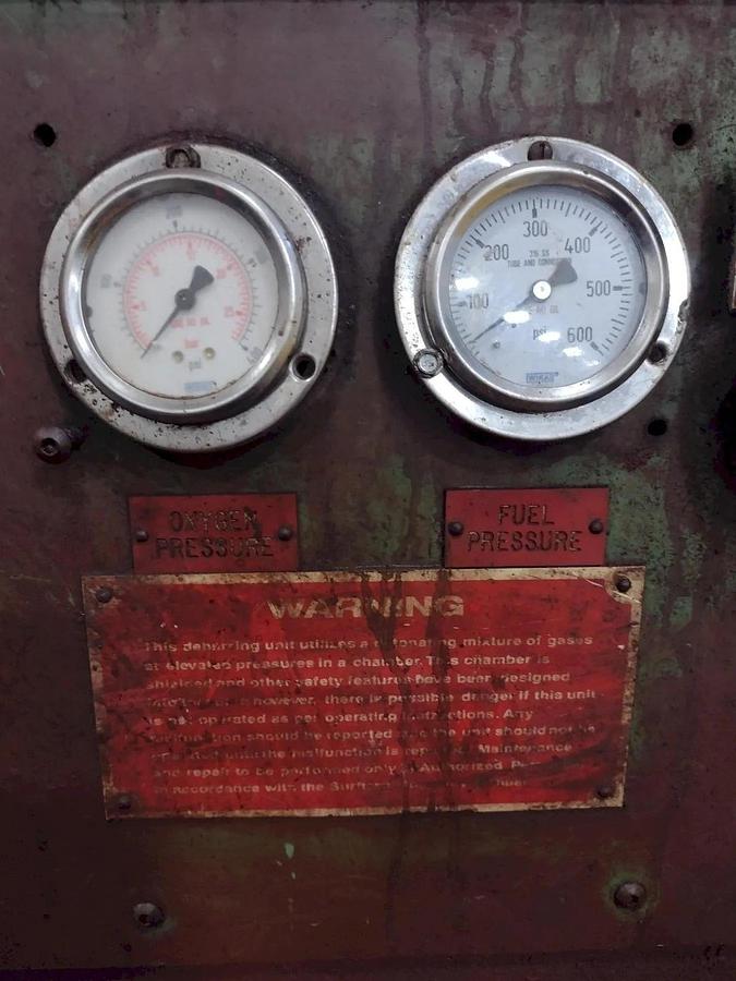 Usado 1998 BOSCH 7 STATION SURFTRAN THERMAL DEBURRING MACHINE