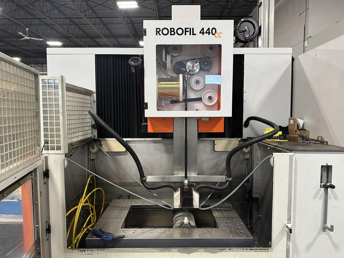 Usado 2004 Agie Charmiles ROBOFIL 440 SL
