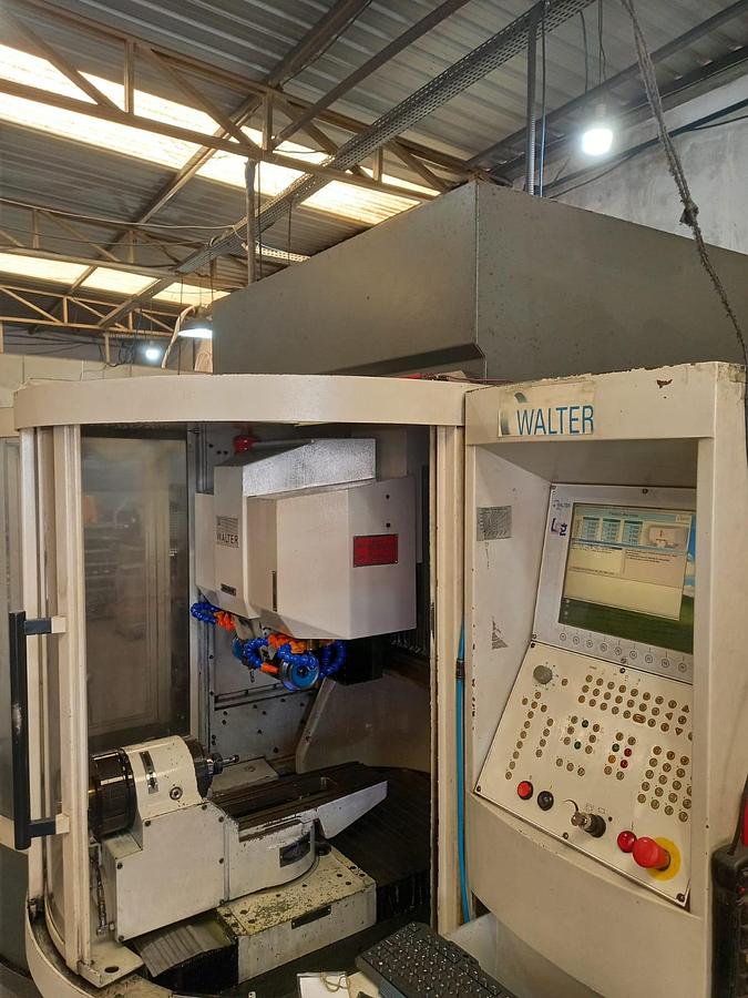Usado 2004 Walter Walter Helitronic Mini Power HMC500