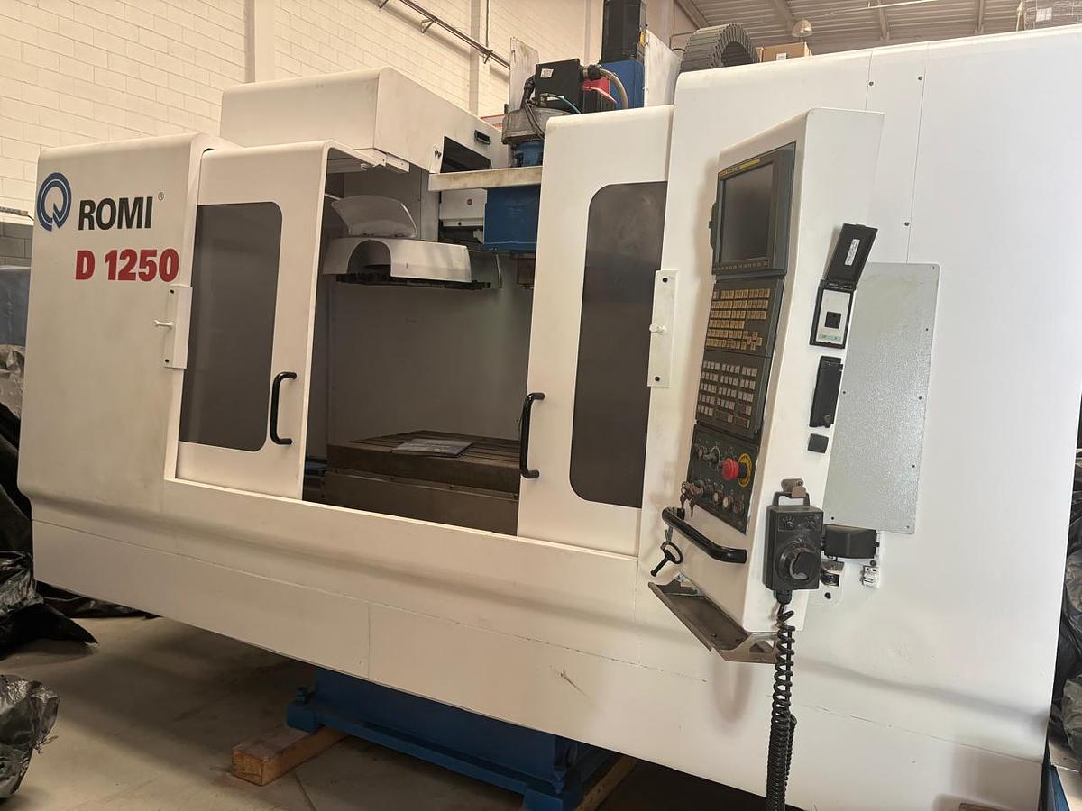 Usado 2004 ROMI D1250