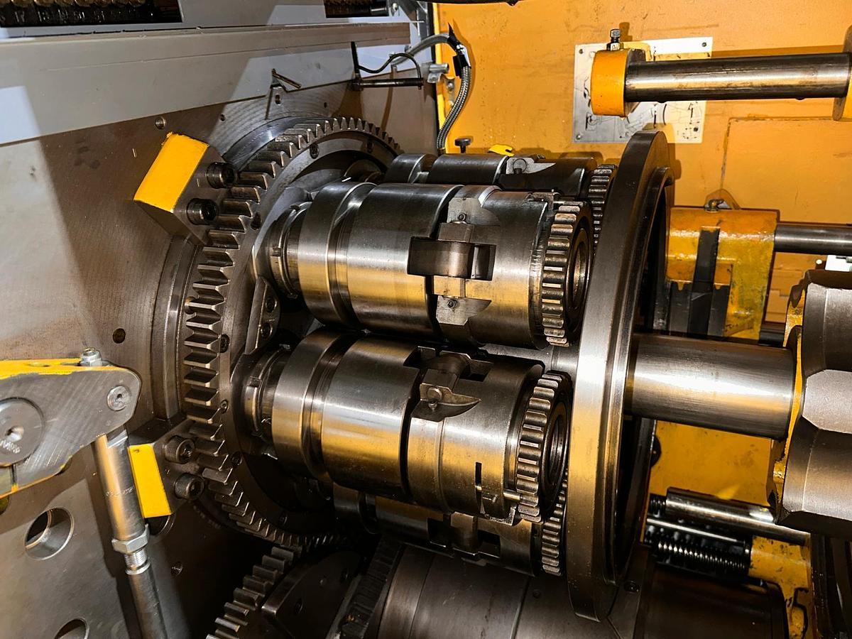 Usado 1987 WICKMAN 2 1/4" x 6