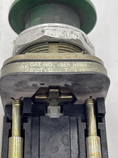Used Allen-Bradley 800T-D SER T (Green)