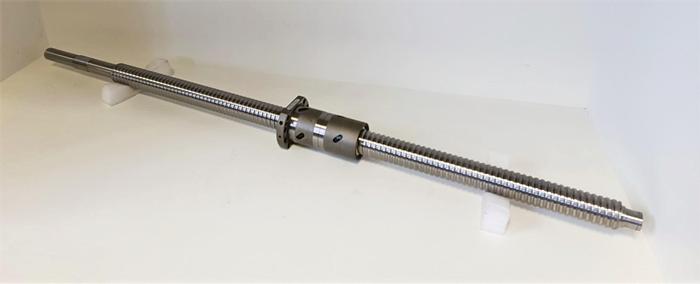 Geschliffener Präzisions Kugelgewindetrieb, D50 x 10/6, 1344 mm, Eisenmann, neu