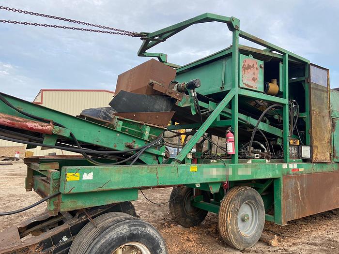 Used 2002 MCCLOSKEY 621