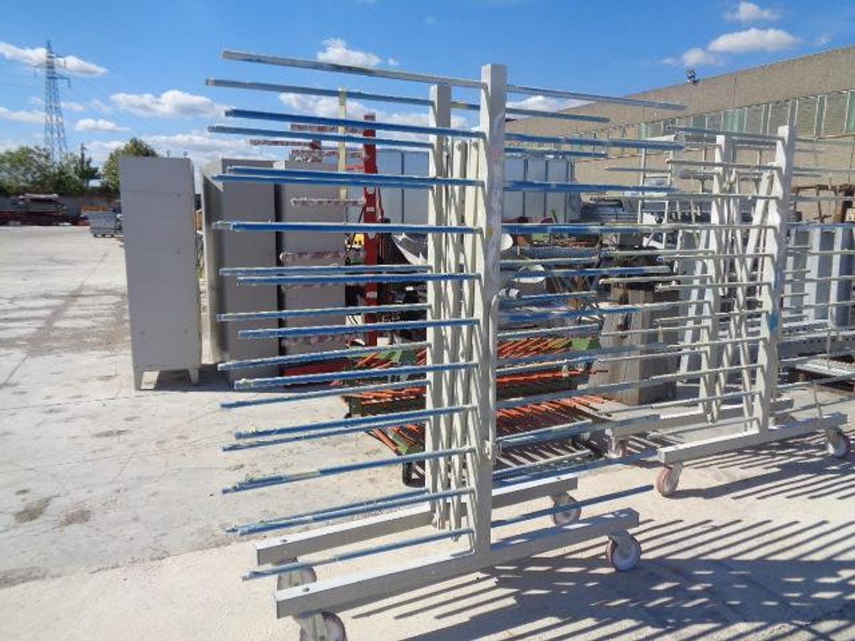 Usato CARRELLO PER VERNICIATURA
