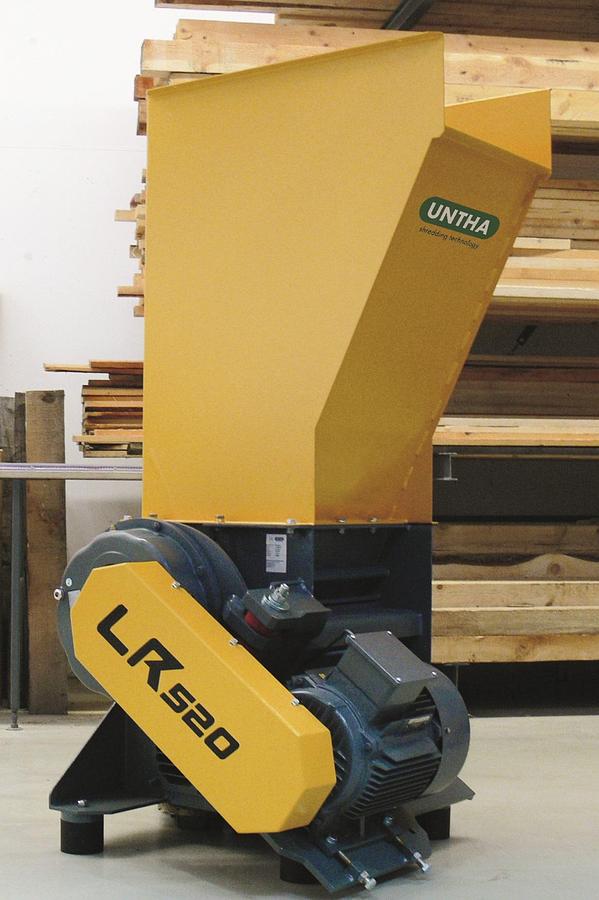 LR520