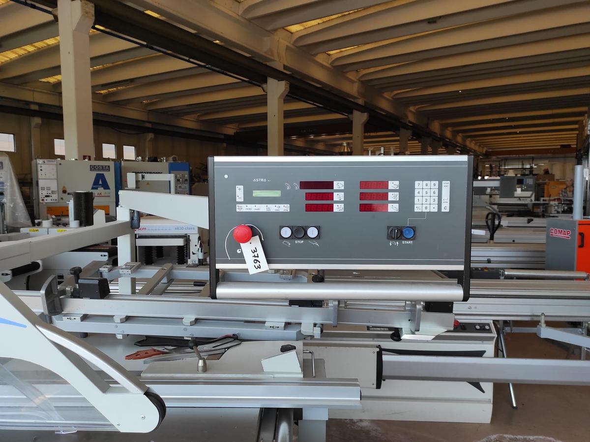 Usato ASTRA 400