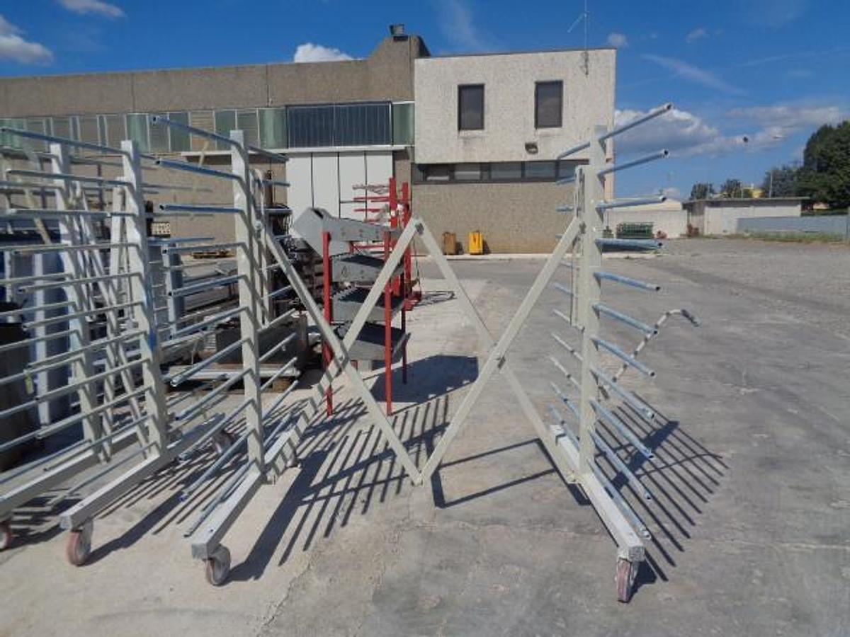 Usato CARRELLO PER VERNICIATURA