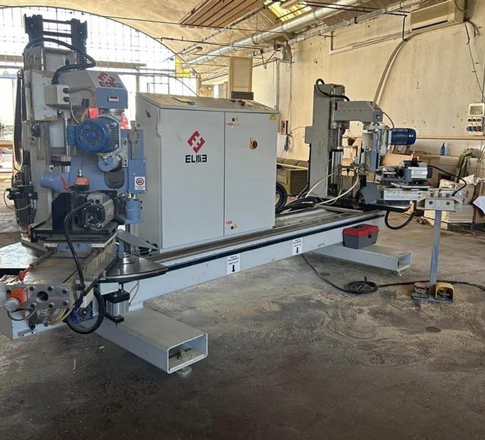 Usato Troncatrice Foratrice verticale ELME