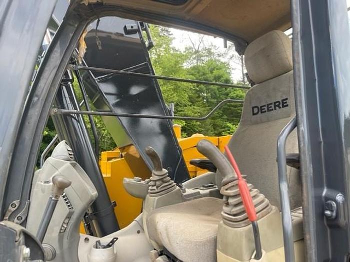 Used 2014 John Deere 135G/ with Hyd Thumb