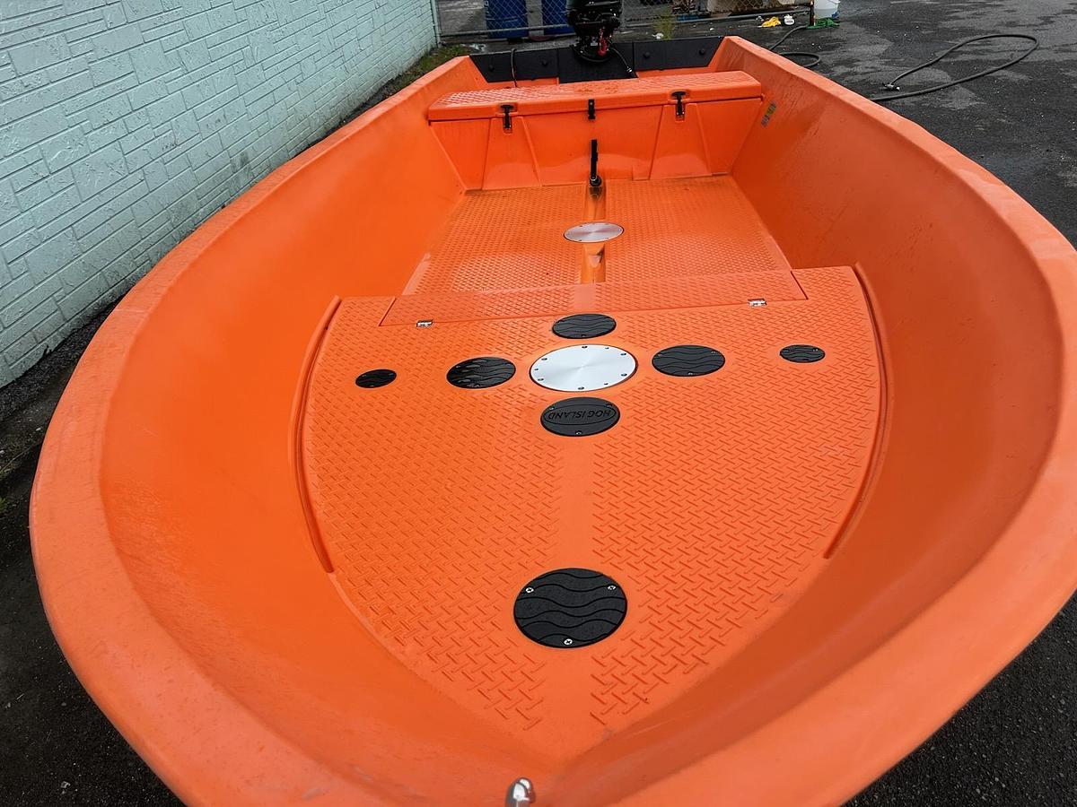 2024 Hog Island Boat Works SW16