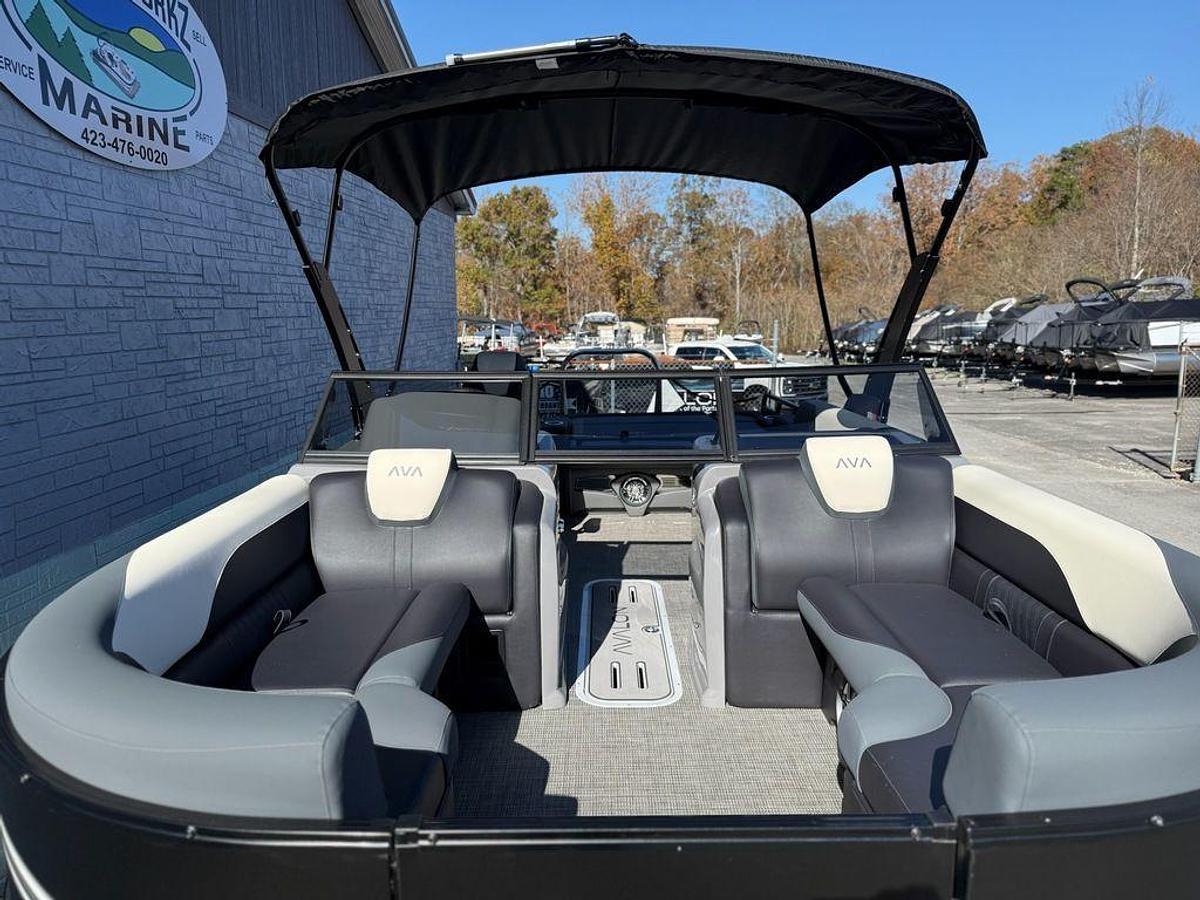 2026 Avalon 2385 LSZ VRB Windshield