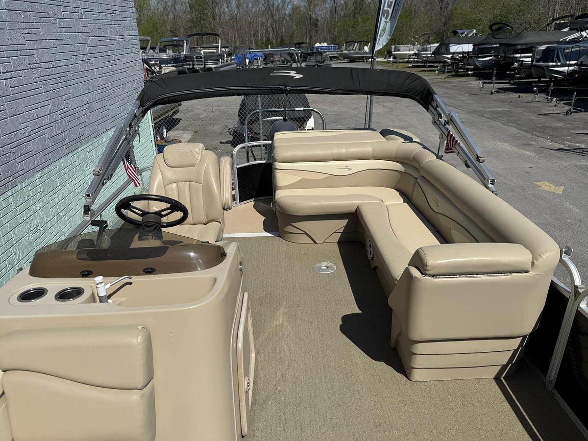 Used 2014 Bennington 24SLX