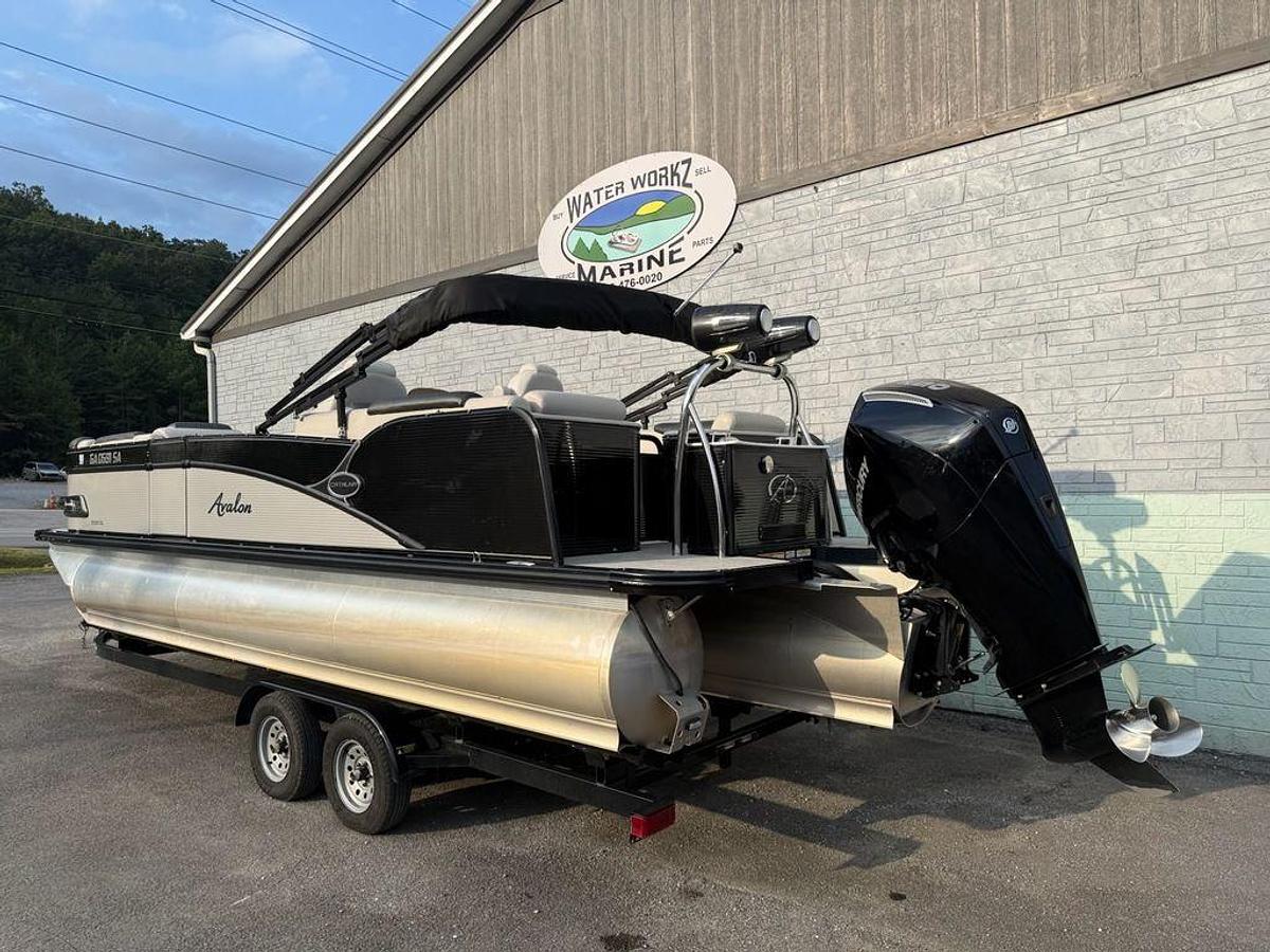 Used 2020 Avalon 2385 Catalina Quad Lounger