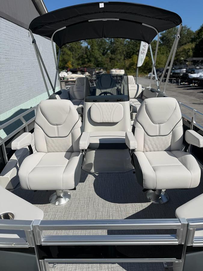 2027 AVALON 2385 VENTURE 85 CENTER FISH