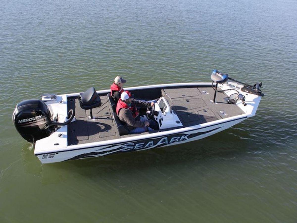 2025 SeaArk BC 190 Base