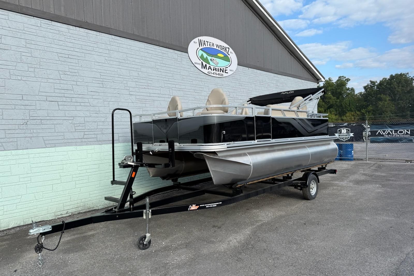 2025 Avalon VTX Quad Fish