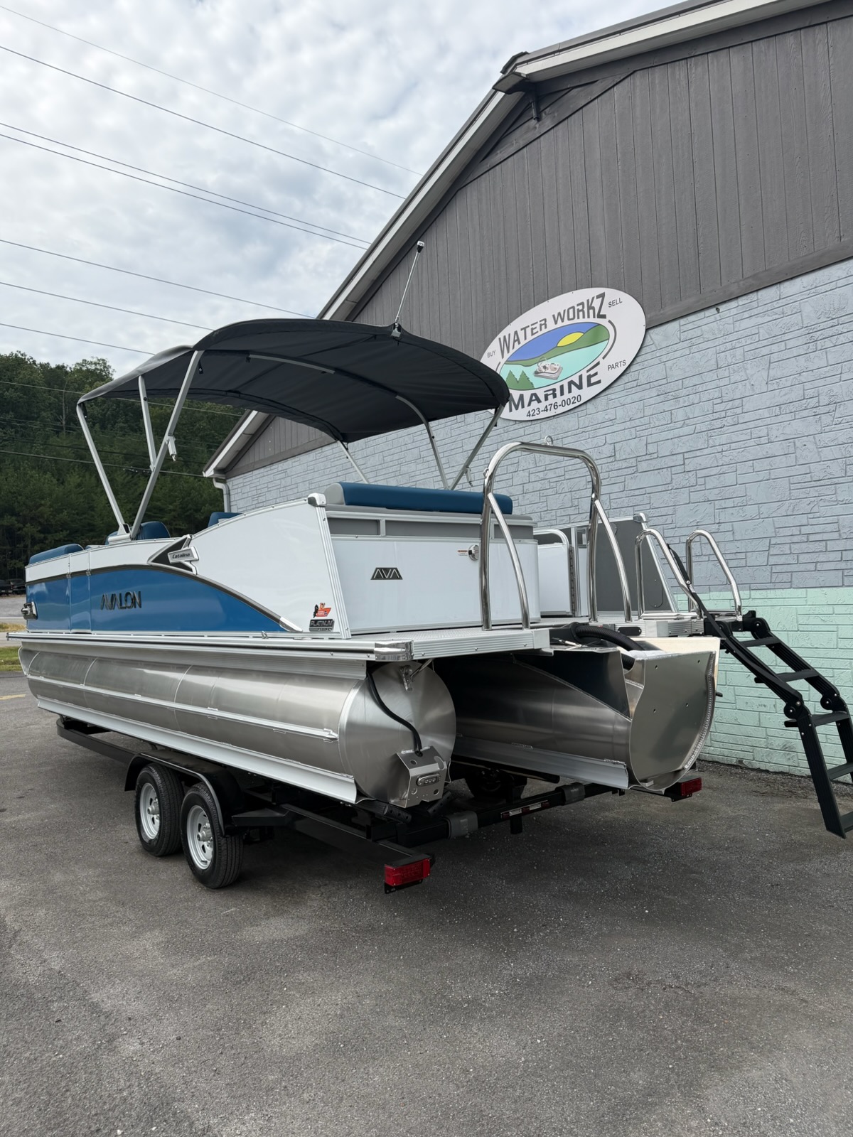 Used 2027 AVALON 2385 CATALINA VRL