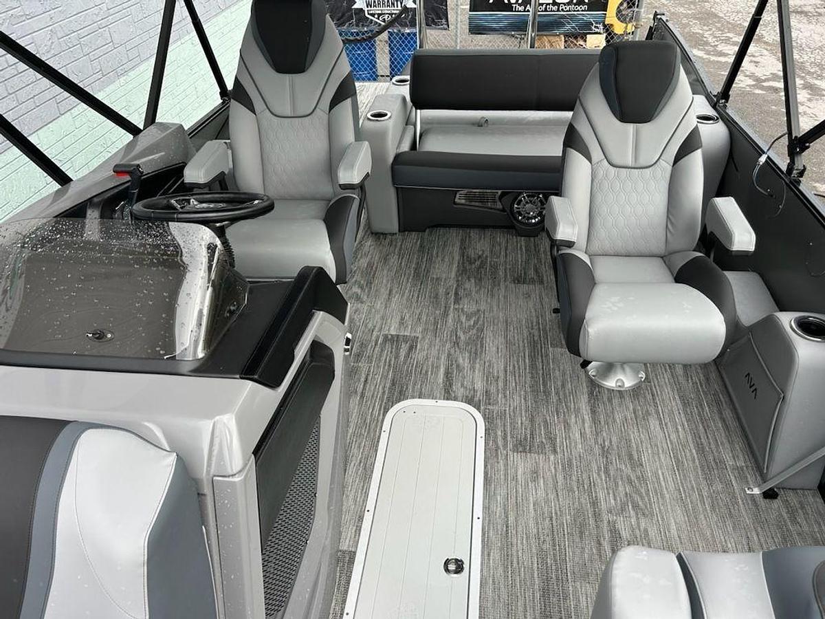 2025 Avalon 2385 Catalina VRB