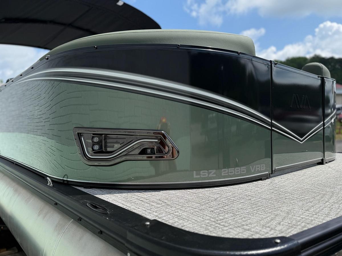 2026 AVALON 2585 LSZ VRB