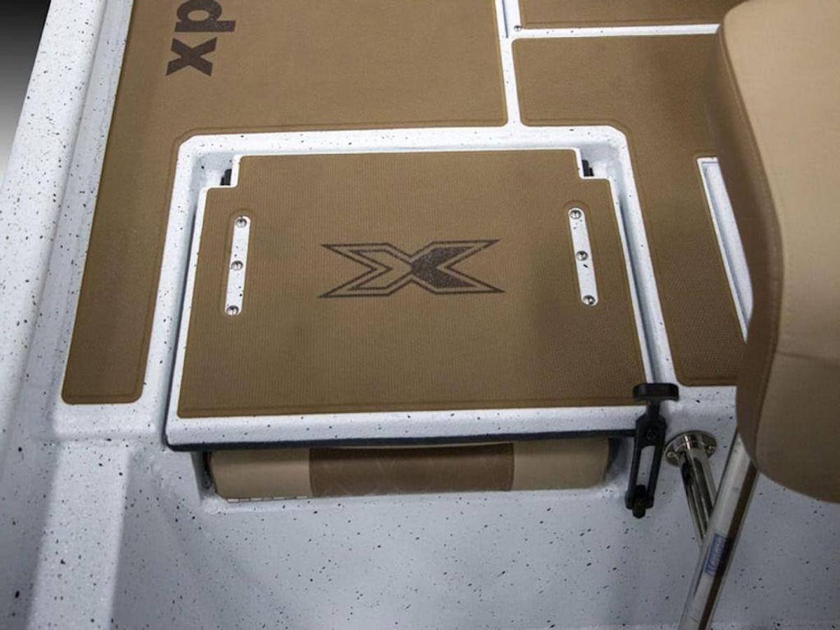 2025 Xpress Boats XP20CC Base
