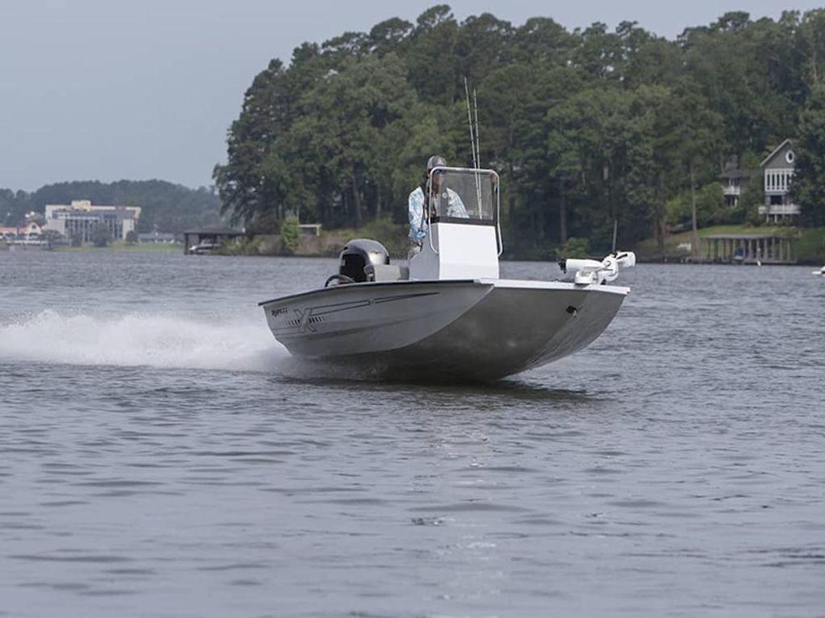 2025 Xpress Boats H190B Base