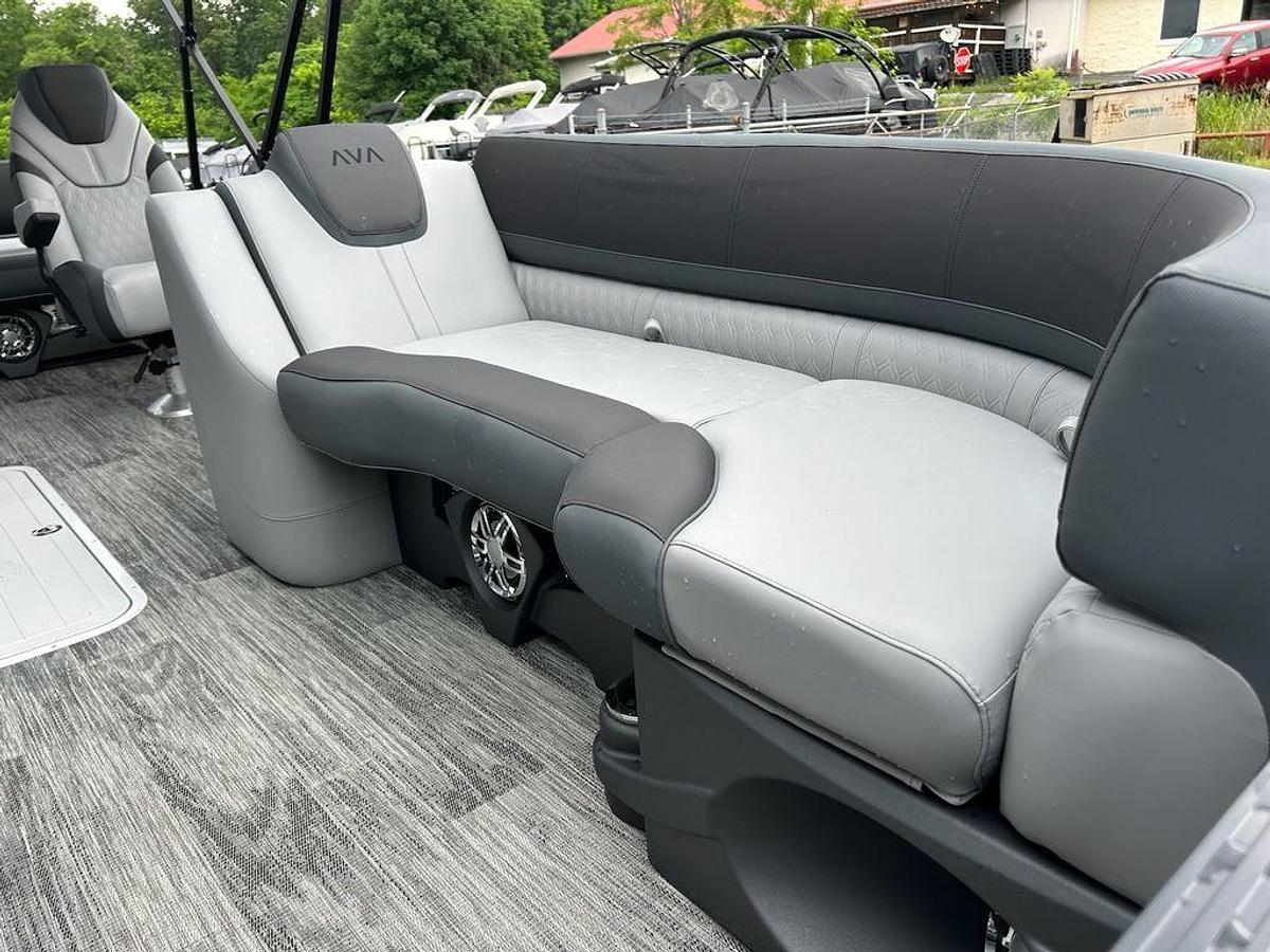 2025 Avalon 2385 Catalina VRB