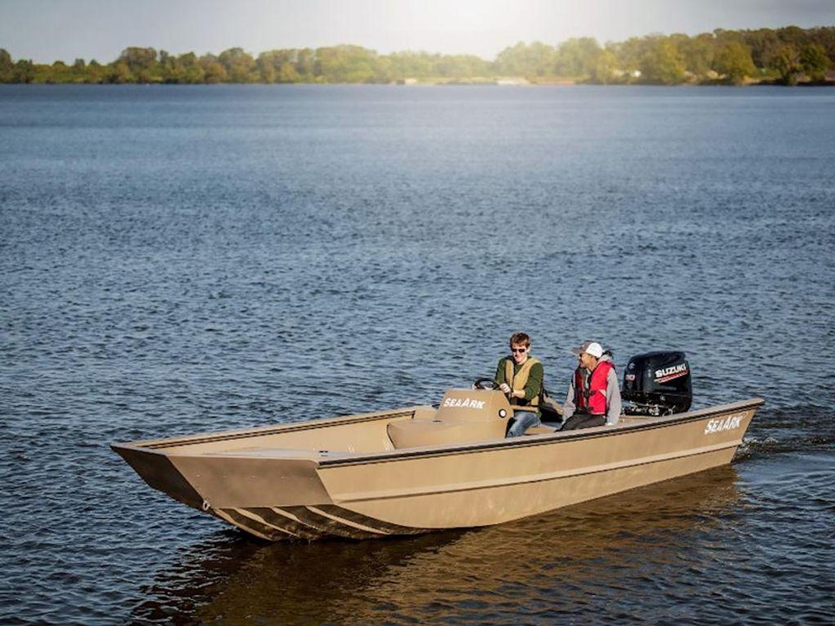 2025 SeaArk 2072 MV Base