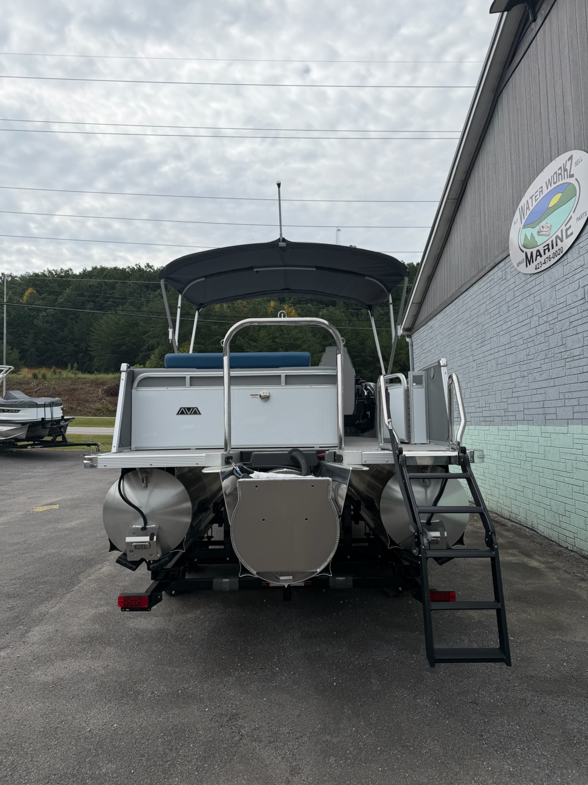 Used 2027 AVALON 2385 CATALINA VRL