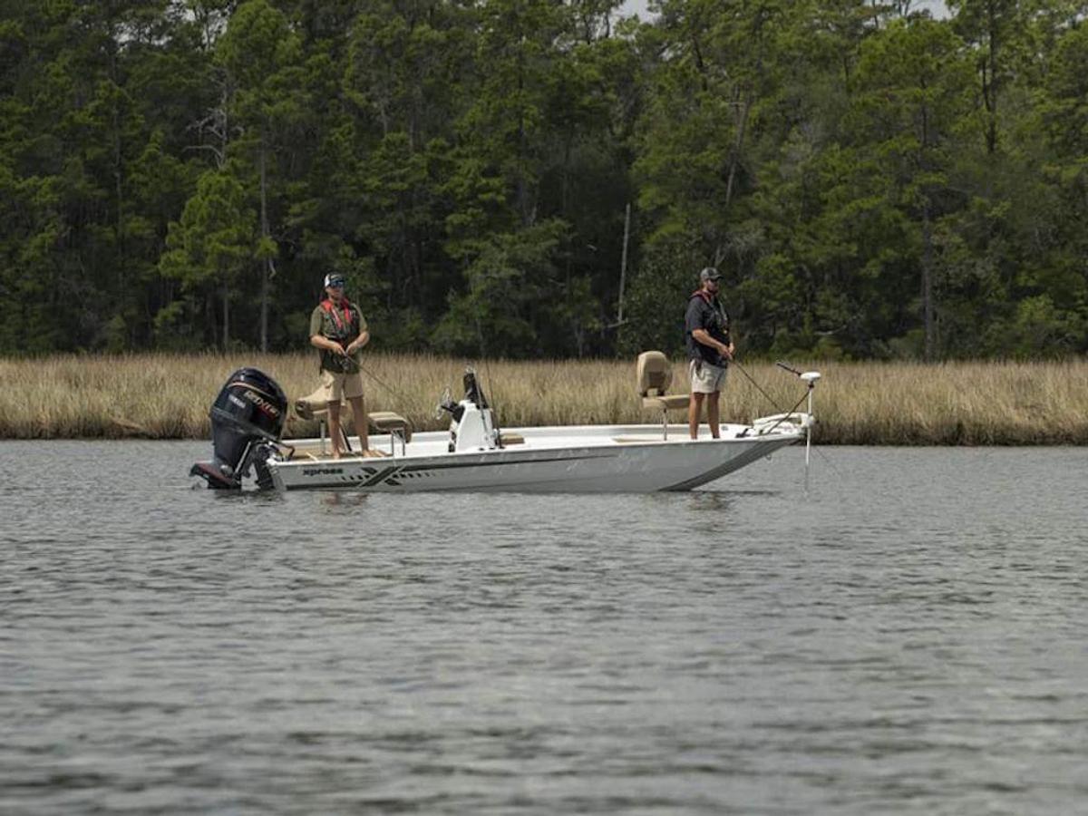 2025 Xpress Boats XP20CC Base