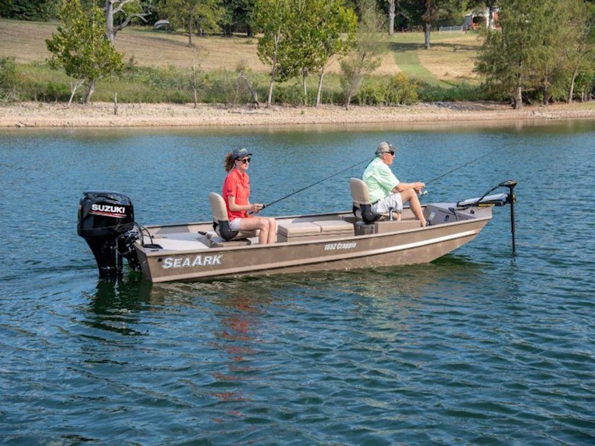 2025 SeaArk 1652 Crappie Base