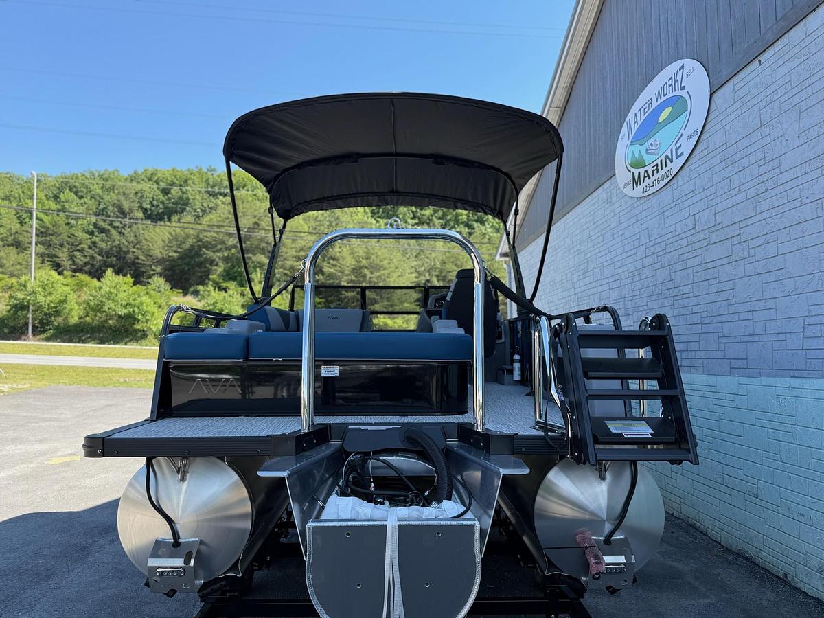 2026 AVALON 2385 LSZ VRB WINDSHIELD