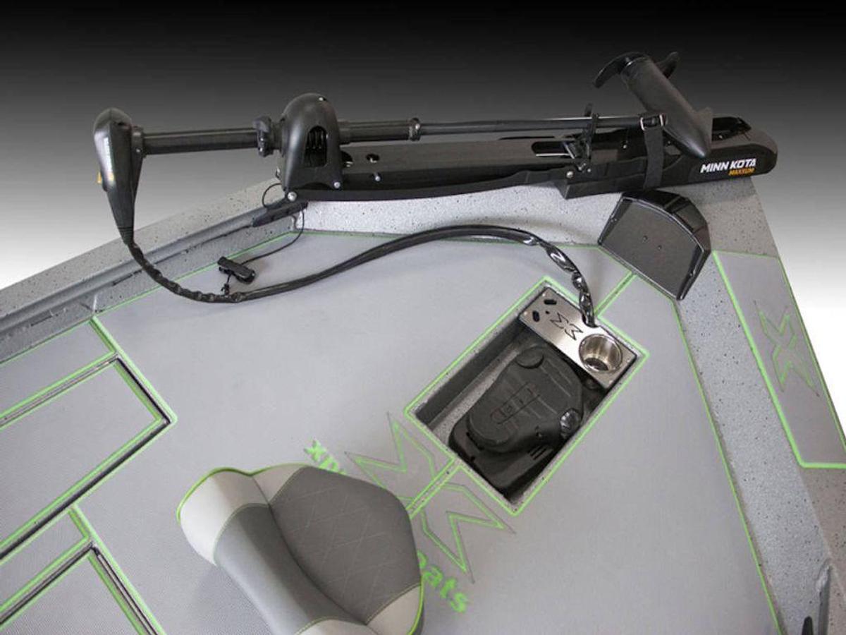 2025 Xpress Boats H18 Base