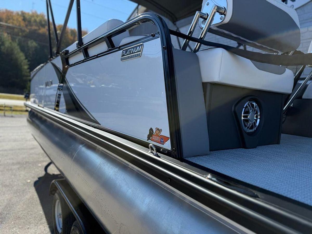 2026 Avalon 2385 LSZ QLS