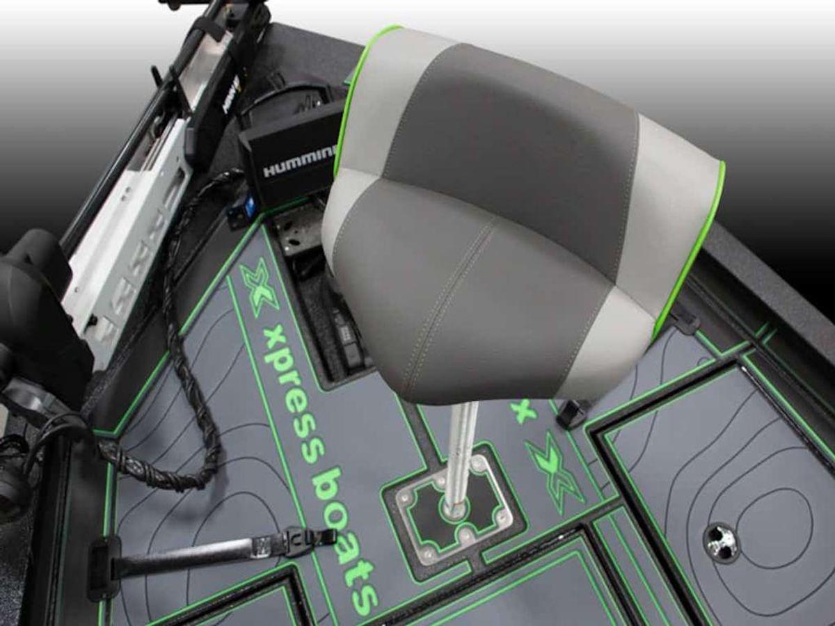 2025 Xpress Boats X19 Pro Base