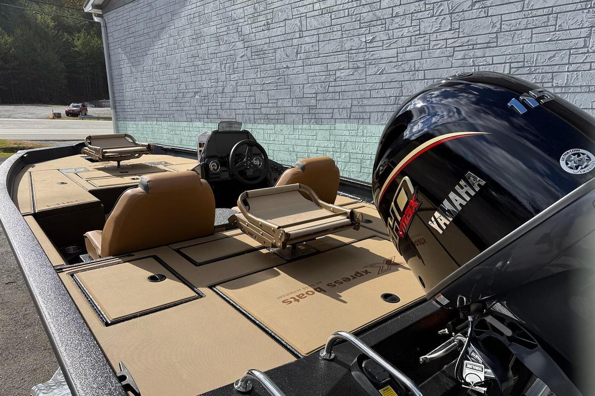 2026 Xpress H18C Crappie