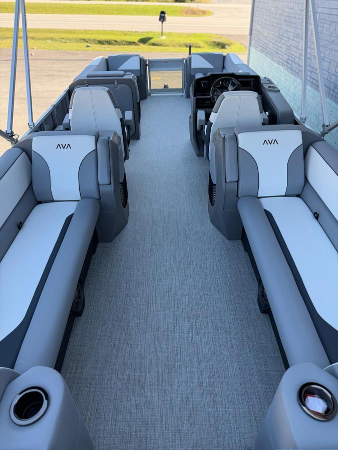 2027 AVALON 2585 VENTURE 85 QUAD LOUNGER