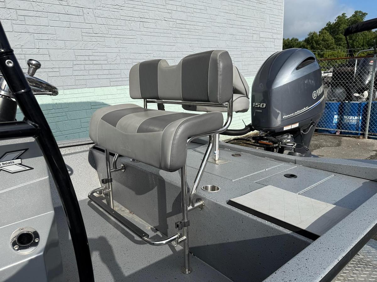 Used 2025 Xpress H210B