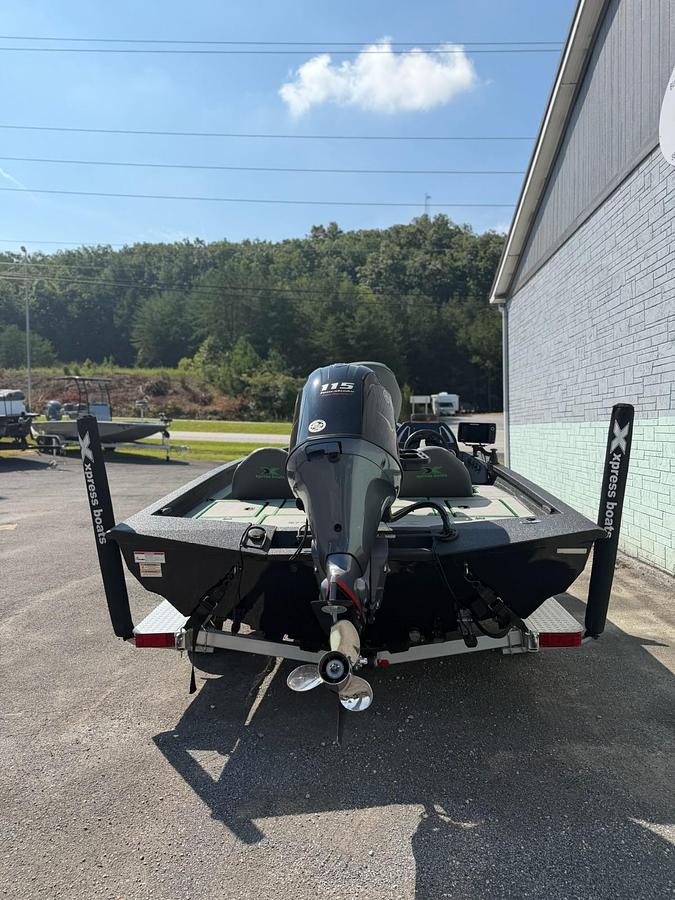 Used 2021 Xpress H18