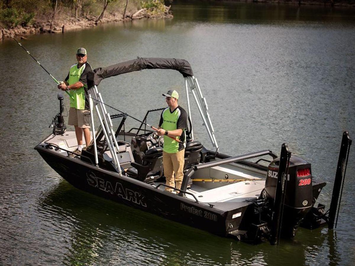 2025 SeaArk ProCat 200 Base