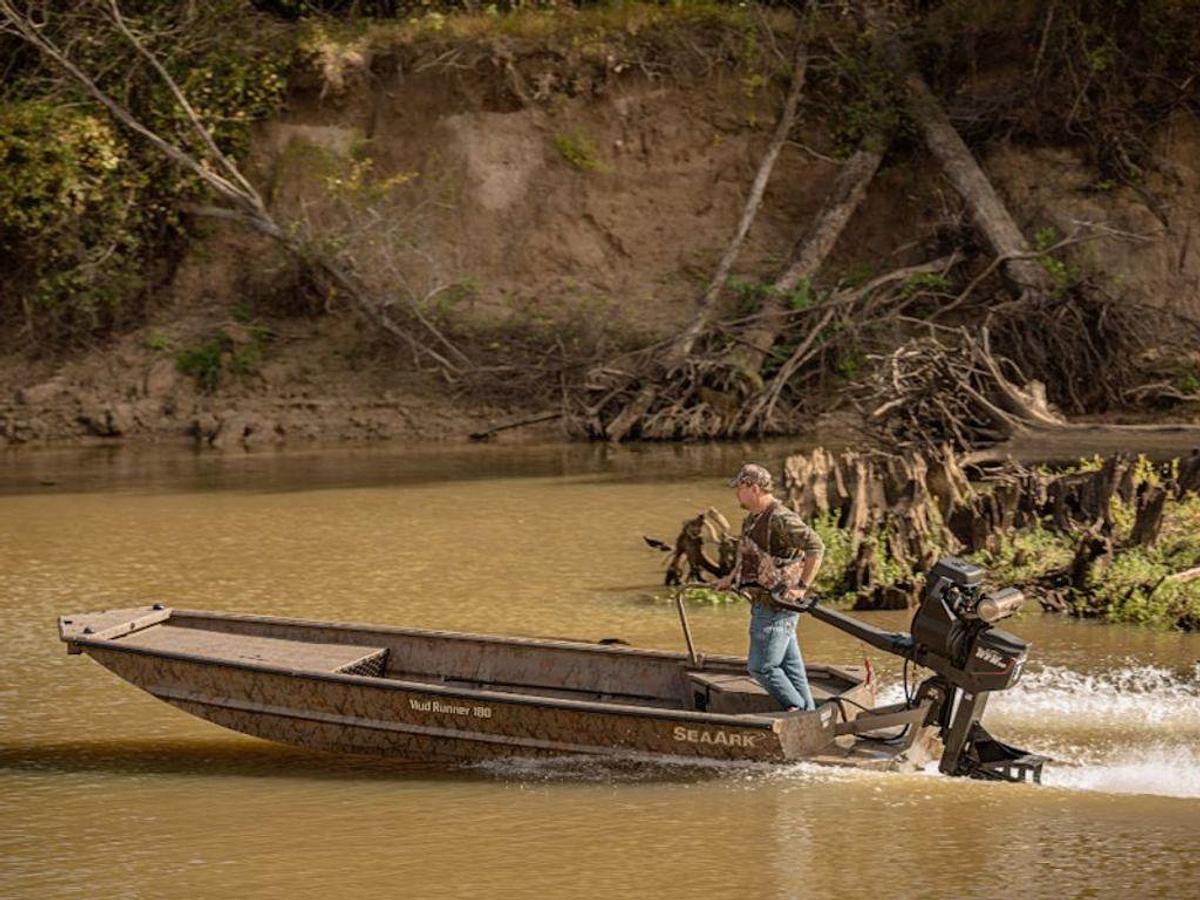 2025 SeaArk Mud Runner 180 Base