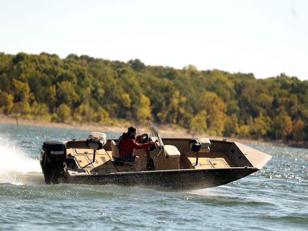 2025 SeaArk Shadow 19 v Center Console