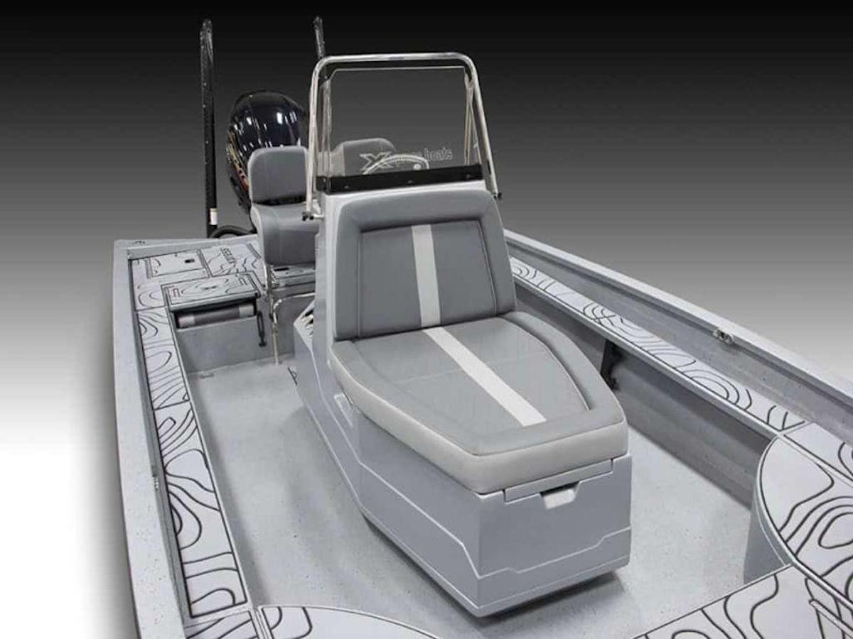 2025 Xpress Boats X23B LOUNGE Base